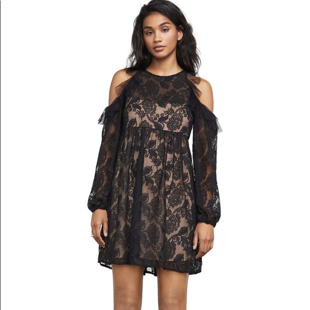 Bcbgmaxazria Holly Lace dress size S